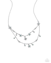 Load image into Gallery viewer, Paparazzi Raising the STAR - Green Necklace
