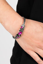 Load image into Gallery viewer, Paparazzi Vogue Vineyard - Pink Bracelet