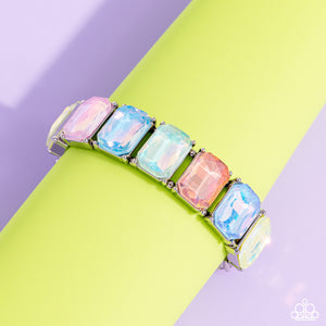 Paparazzi Glamorous Getaway - Multi Bracelet