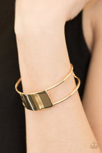 Load image into Gallery viewer, Paparazzi Set The SHEEN - Gold Bracelet
