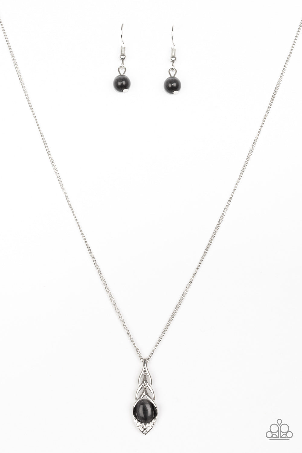First Class Flier - Silver Moonstone Necklace Paparazzi