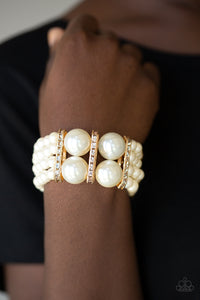 Paparazzi Romance Remix - Gold Pearl Bracelet