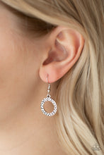 Load image into Gallery viewer, Paparazzi Trippin On Texture - Multi Silver Necklace
