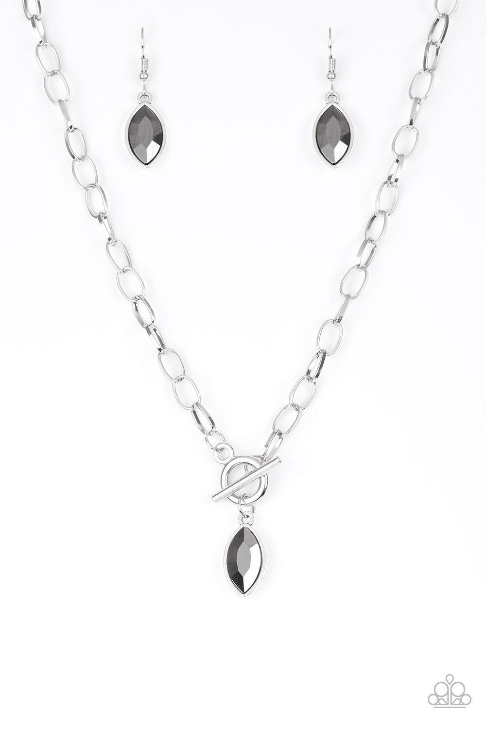 Paparazzi Club Sparkle - Silver Hematite Necklace