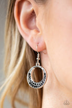 Load image into Gallery viewer, Paparazzi Socialite Luster - Green Earrings
