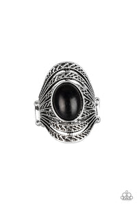Royal Roamer - Black Ring Paparazzi