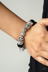 Paparazzi Uptown Tease - Black Bracelet