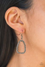 Load image into Gallery viewer, Metro Nouveau - Black Necklace Paparazzi
