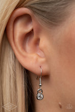 Load image into Gallery viewer, Paparazzi Lookin Like A Million - Multi Necklace
