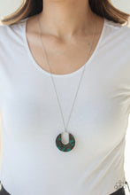 Load image into Gallery viewer, Setting The Fashion - Green Necklace Paparazzi
