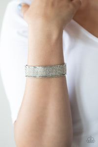 Paparazzi Cant Believe Your ICE - White Bracelet