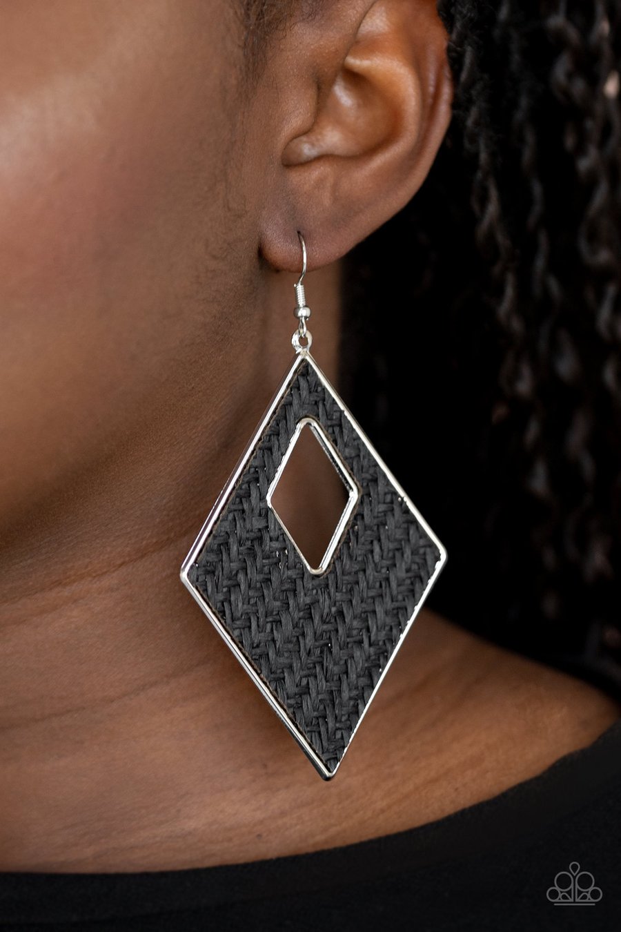 WOVEN WANDERER - BLACK WOVEN WICKER EARRINGS PAPARAZZI