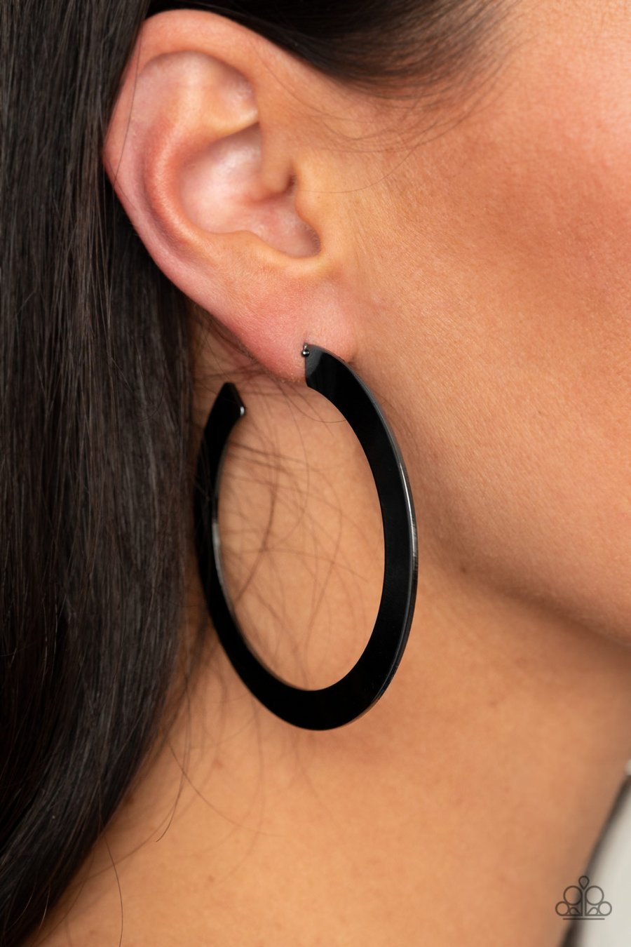 THE INSIDE TRACK - BLACK  FLAT HOOP EARRINGS PAPARAZZI