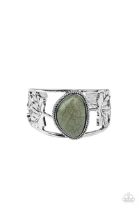 Sahara Seasons - Green Stone Bracelet Paparazzi