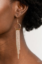 Load image into Gallery viewer, Tapered Twinkle - Gold Earring
