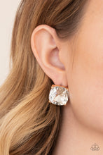 Load image into Gallery viewer, Royalty High - Gold Earring
