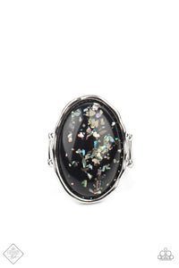 Paparazzi Glittery With Envy - Black Rin
