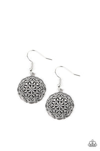 Paparazzi Gallery Garden - Silver Earring