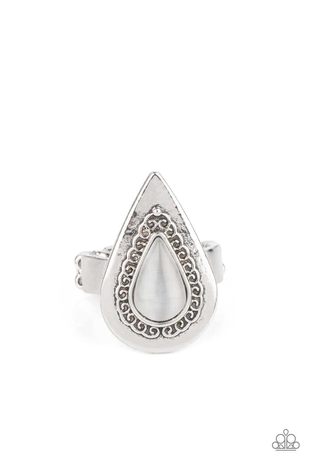 Paparazzi Earthy Glow - White Ring