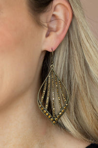 Showcase Sparkle - Brass Earring Paparazzi