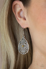 Load image into Gallery viewer, Paparazzi Paradise Picnic - Yellow Earring
