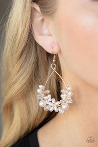 Paparazzi Marina Banquet - Gold Pearl Earring