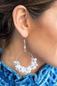 Paparazzi Floating Gardens - White Pearl Earring