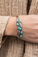 Load image into Gallery viewer, Paparazzi Cottage Living Turquoise Bracelet
