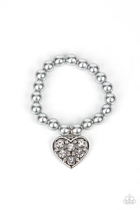 Paparazzi Cutely Crushing - Silver Pearl Bracelet