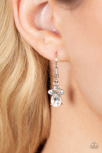 Load image into Gallery viewer, Paparazzi Flawlessly Famous - Red Necklace
