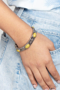 Desert Skyline - Green yellowish Stone Bracelet Paparazzi