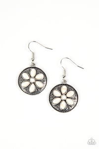 Paparazzi Saguaro Spring - White Stone Earring