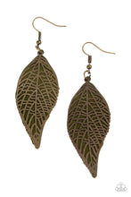 Load image into Gallery viewer, Paparazzi Leafy Luxury - Brass -Green Earring
