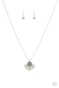 Paparazzi Magnificent Manifestation - Green Necklace