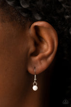 Load image into Gallery viewer, Paparazzi Bali Ballroom - White Necklace
