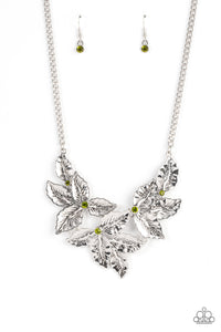 Paparazzi Holly Heiress - Green Necklace