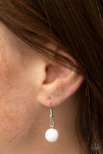 Load image into Gallery viewer, Paparazzi Paradise Pageantry - White Necklace
