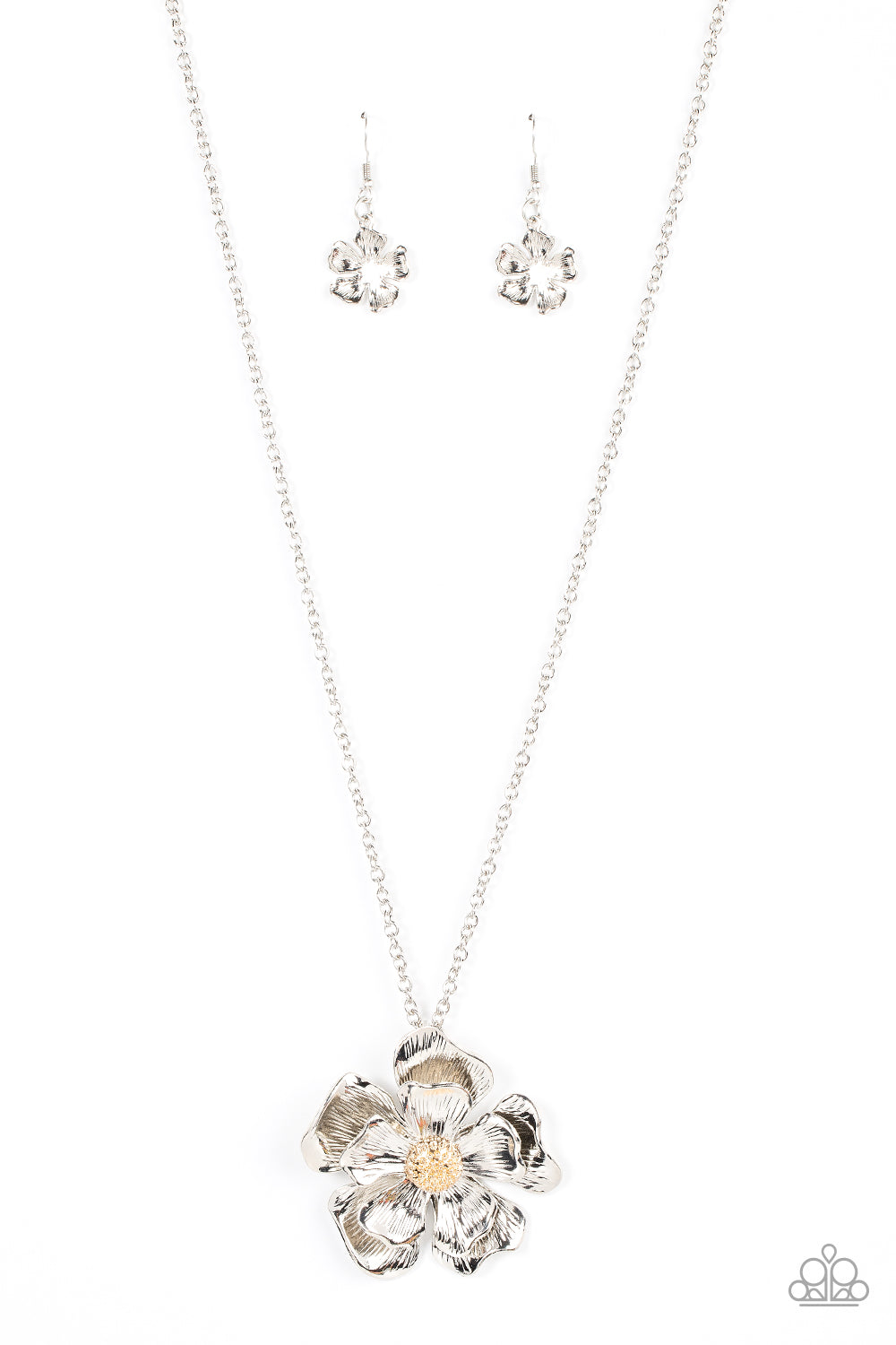 Homegrown Glamour - Silver Floral Necklace Paparazzi