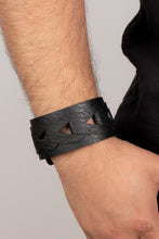 Load image into Gallery viewer, Paparazzi Horse and Carriage - Black Leather Band
