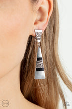 Load image into Gallery viewer, Safari Seeker - Black Clip On Earring
