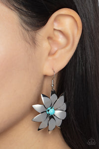 Paparazzi Pinwheel Prairies - Blue Earring