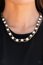 Load image into Gallery viewer, Paparazzi Major Moxie - Brass Neklace
