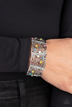 Load image into Gallery viewer, Paparazzi Spring Greetings - Multi Bracelet
