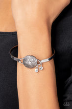 Load image into Gallery viewer, Paparazzi Fleur de Prairie - Silver Bracelet
