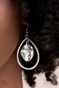 Paparazzi Artisan Refuge - Silver Earring