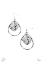 Load image into Gallery viewer, Paparazzi Artisan Refuge - Silver Earring
