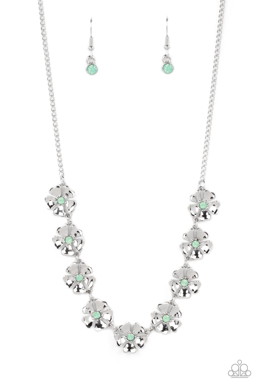 Paparazzi Petunia Palace - Green Necklace