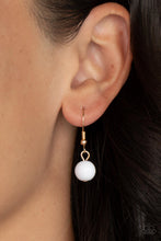 Load image into Gallery viewer, Paparazzi Private Paradise - White Necklace
