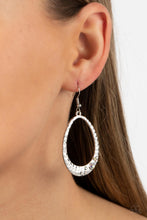 Load image into Gallery viewer, Paparazzi Seafoam Shimmer - Multi Earring
