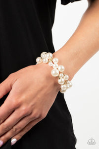 Paparazzi Her Serene Highness - Gold Pearl Bracelet